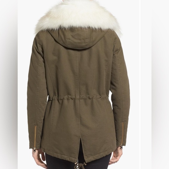 T Tahari “Jackie” hooded anorak with removable faux fur trim Size :L - Picture 2 of 16